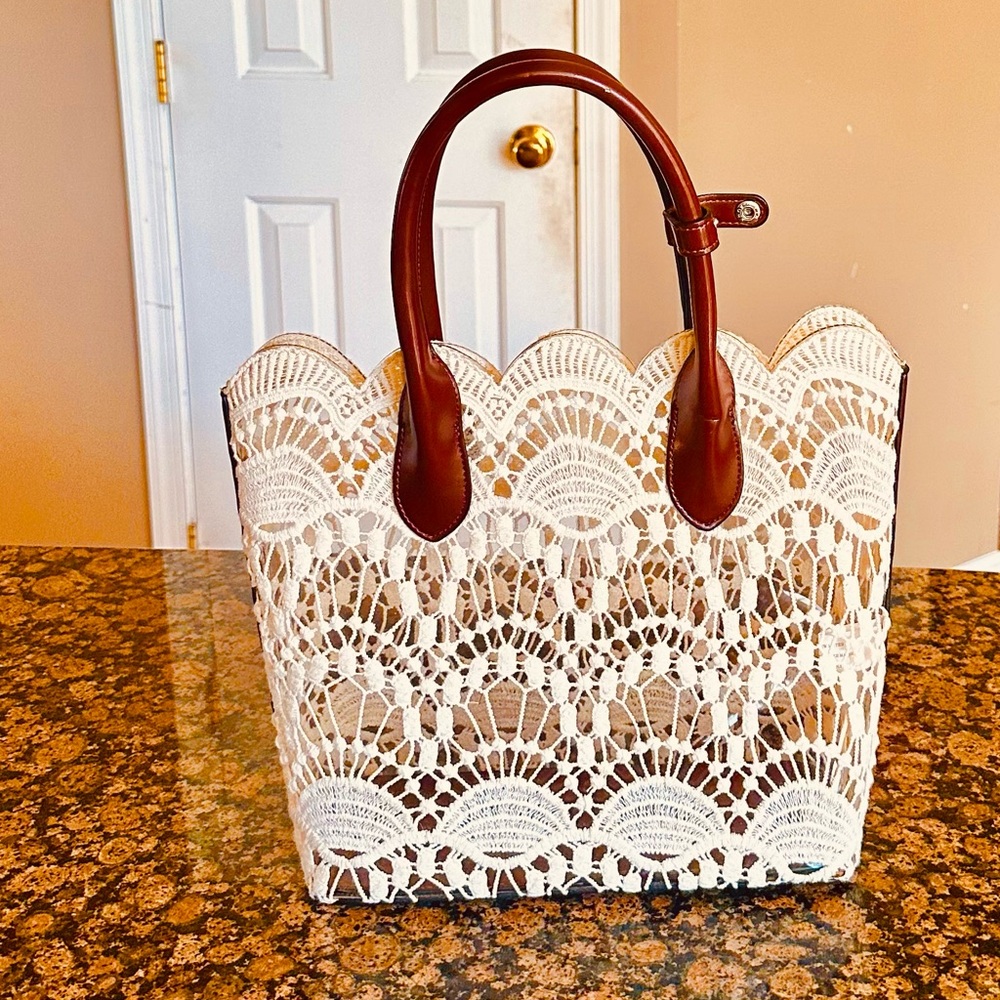 Elegant Lace Tote Bag with Brown lesther  Accents
